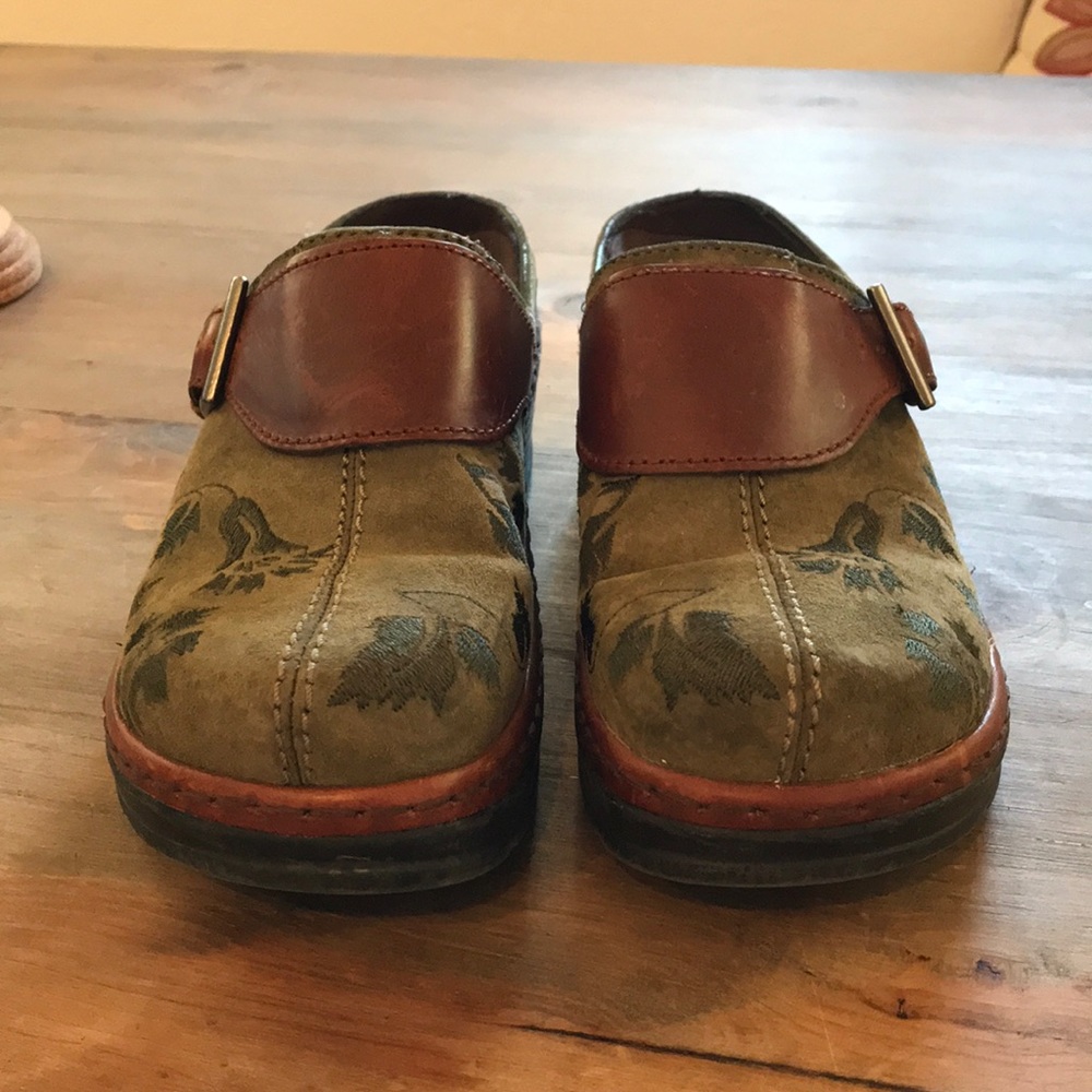 Klogs - Picture 4 of 4